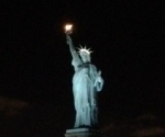 statue-of-liberty statue-of-liberty